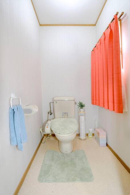 Apartemen 鶴橋駅徒歩2分 トイレ浴室複数あり3階建て一軒家車庫付き *